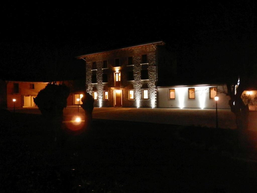 Agriturismo Cjargnei Povoletto ภายนอก รูปภาพ